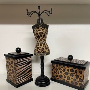 Necklace and bracelet holders